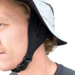 Chapeau Surf Performance Gris Clair VAIKOBI -FANATIC || Starboard || JOBE Soldes Boutique chapeau surf performance gris clair vaikobi 2