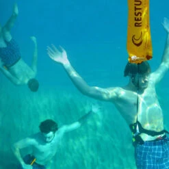 SYSTEME DE SAUVETAGE RESTUBE BEACH 13 SYSTEME DE SAUVETAGE RESTUBE BEACH -FANATIC || Starboard || JOBE Soldes Boutique systeme de sauvetage restube beach 3